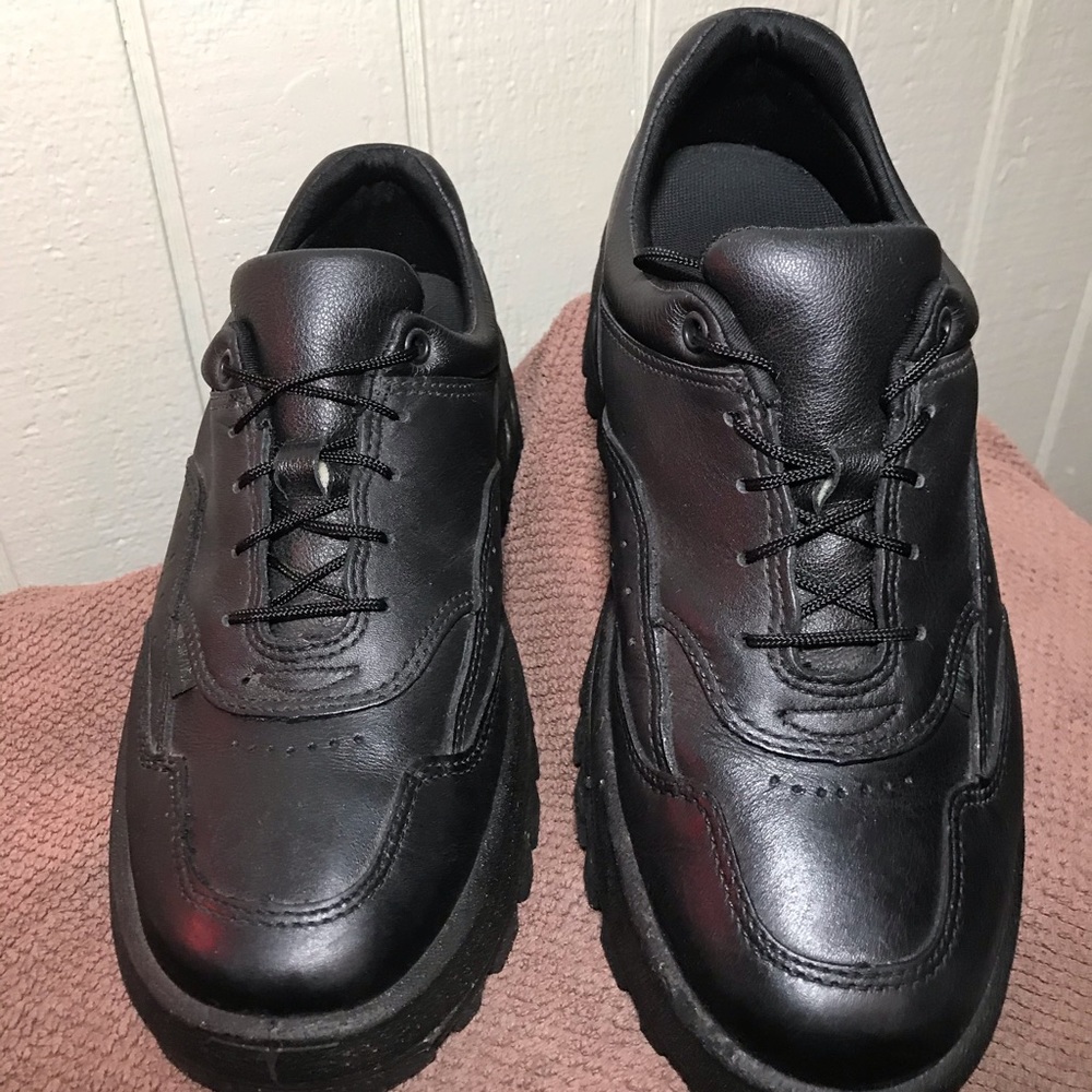 Men’s Rocky genuine leather hiking shoe sz 9.5 WD